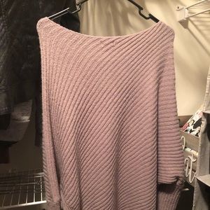 Jennifer Lopez medium sweater
